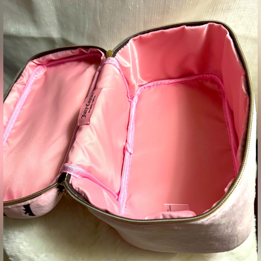 NEW Juicy Couture Pink Fuzzy Travel Cosmetics Bag - Picture 7 of 8